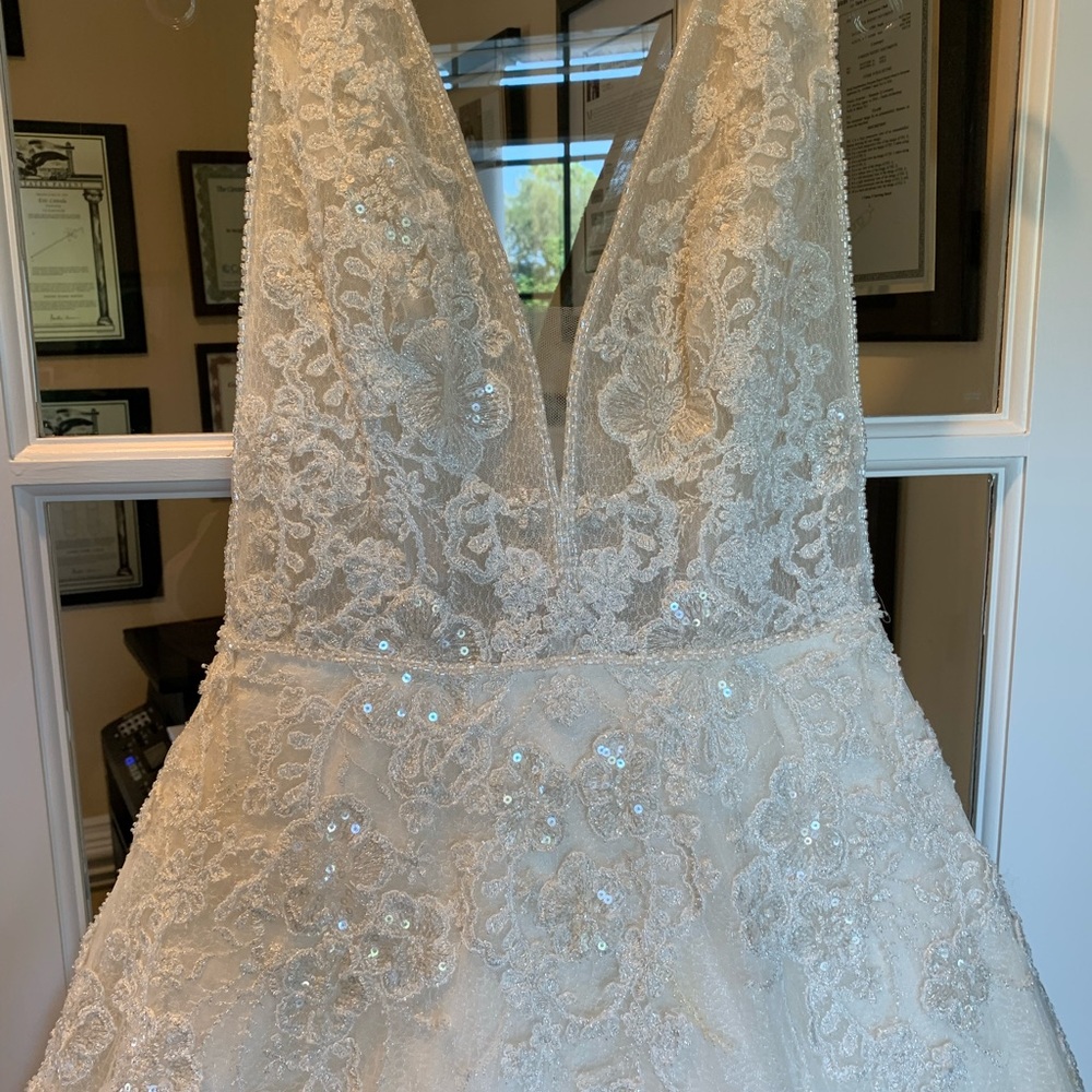 Beautiful ivory designer wedding dress